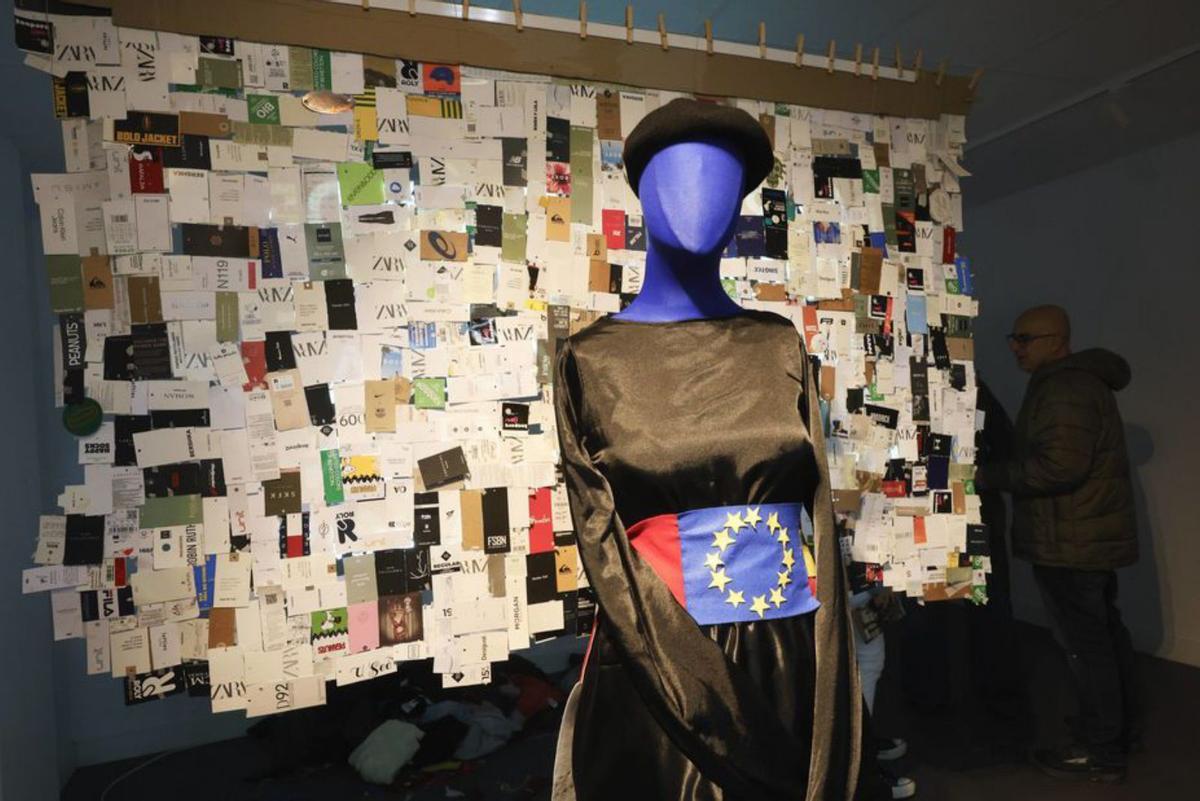 Vista de una parte de la pieza «EU-ROPA». | MIKI LÓPEZ