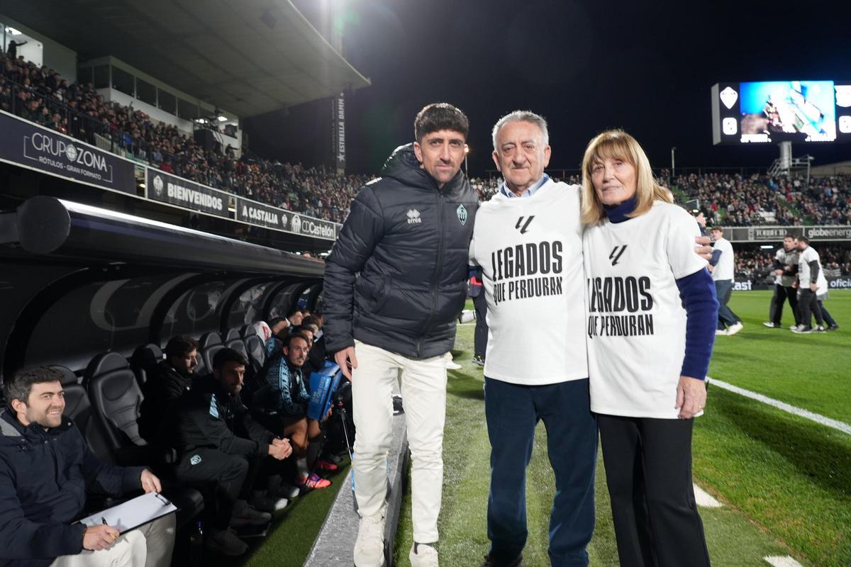 Galería | Las mejores imágenes de la afición y los homenajes del Castellón-Leganés