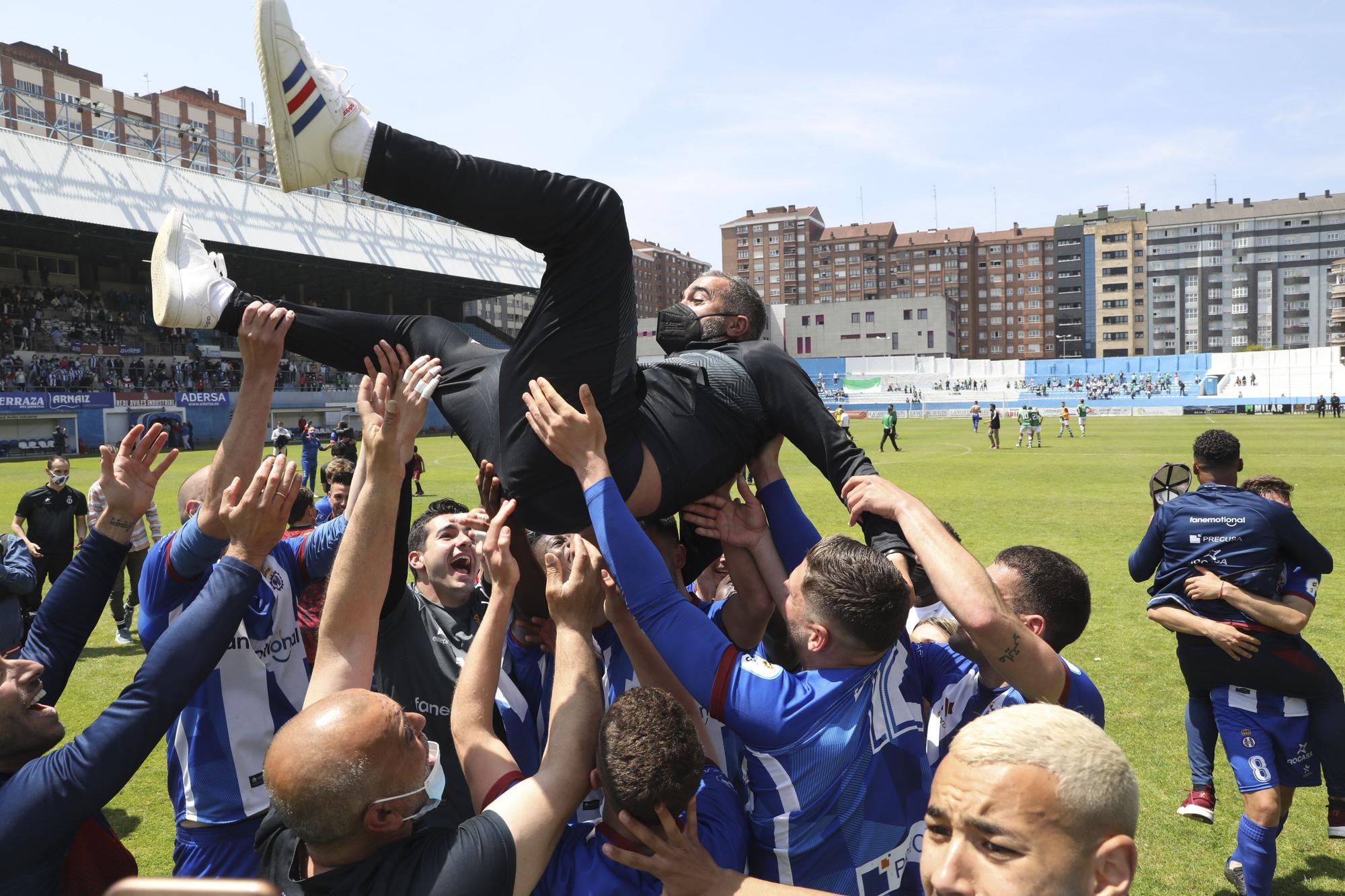 La celebración del Real Avilés, en imágenes