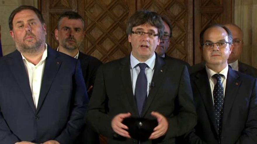 Puigdemont anuncia que el Parlament proclamarà la independència si el 'sí' ha guanyat el referèndum