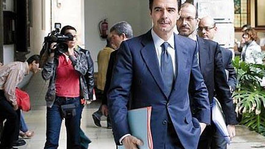 José Manuel Soria, el pasado 26 de noviembre, cuanto prestó declaración en el TSJC por el ´caso del salmón´.