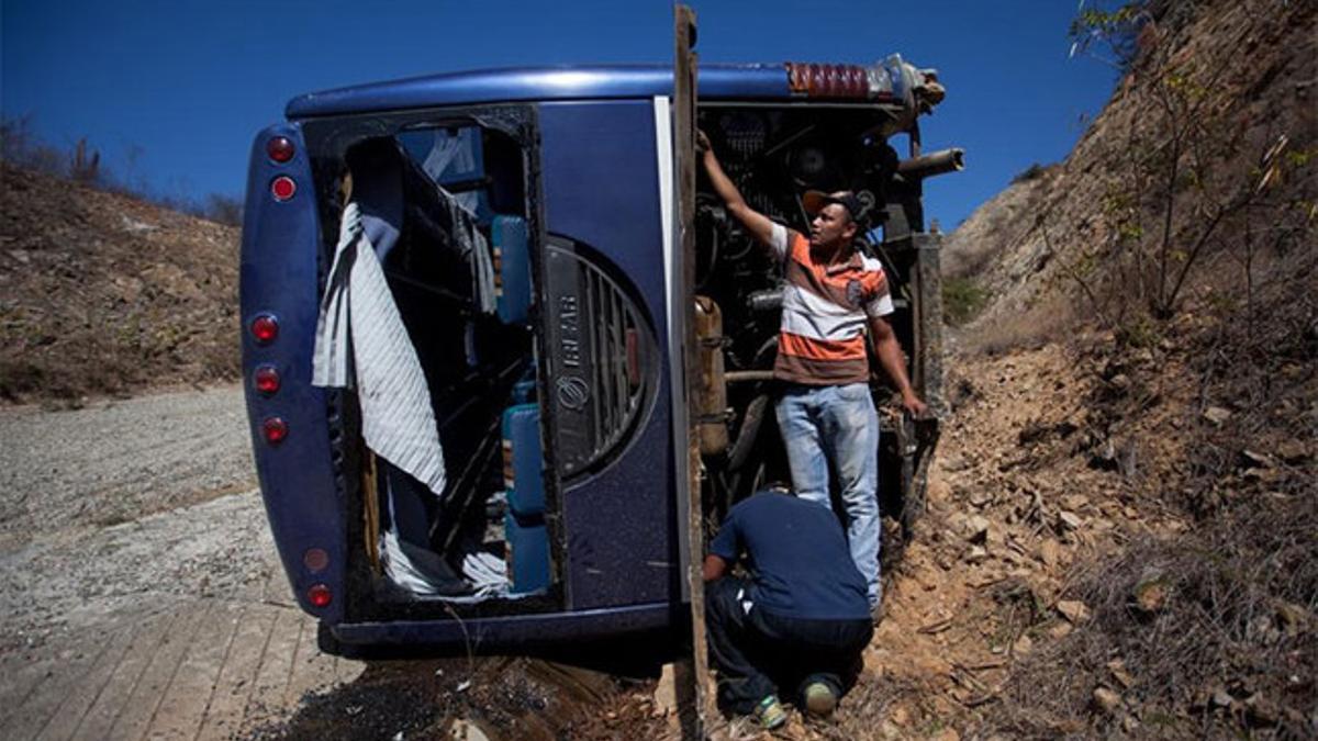 El autobús de Huracán, tras el accidente