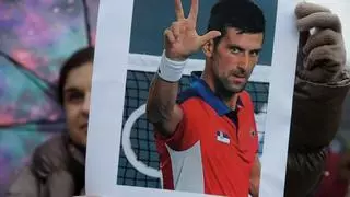 Australia investiga si Djokovic mintió en su declaración de entrada al país