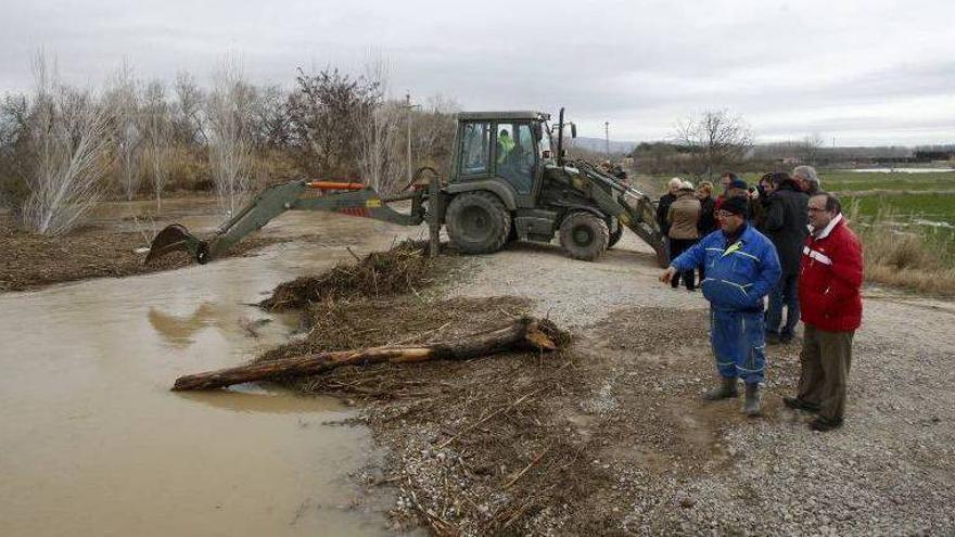 CHA urge al Gobierno un decreto para paliar los daños de la crecida del Ebro