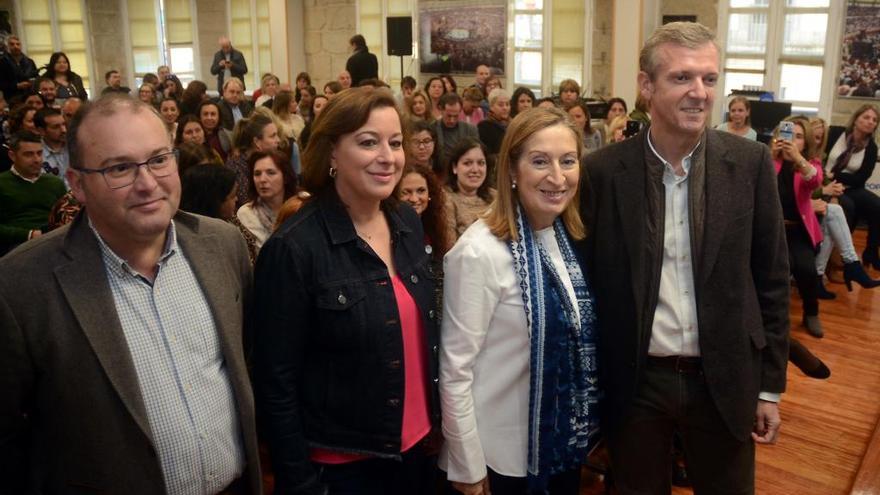 El PP celebró una mesa redonda inaugurada por Ana Pastor.