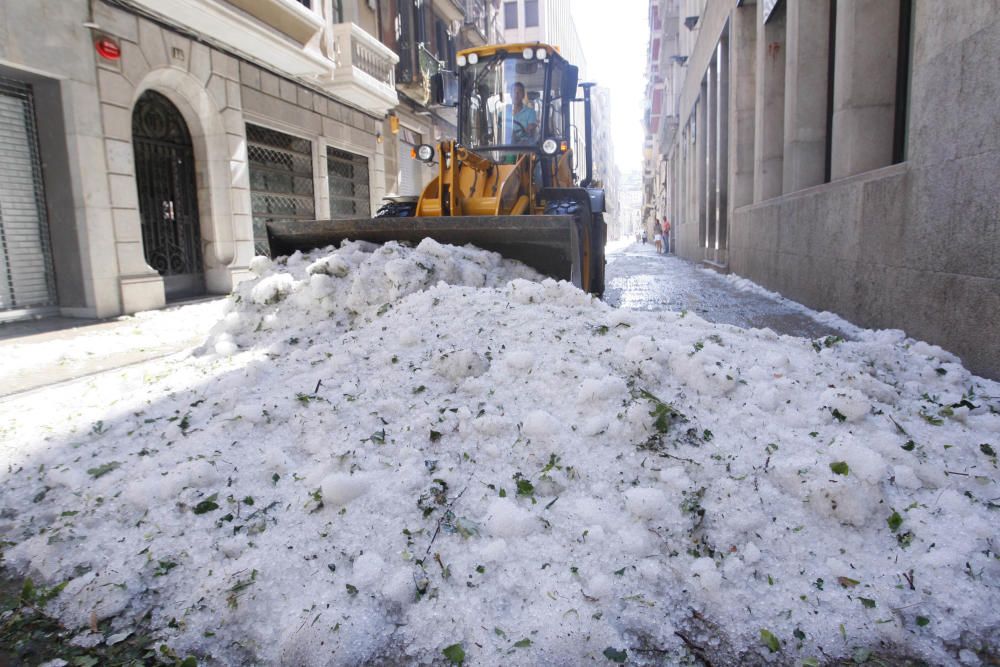 L'endemà de la tempesta que va col·lapsar Girona