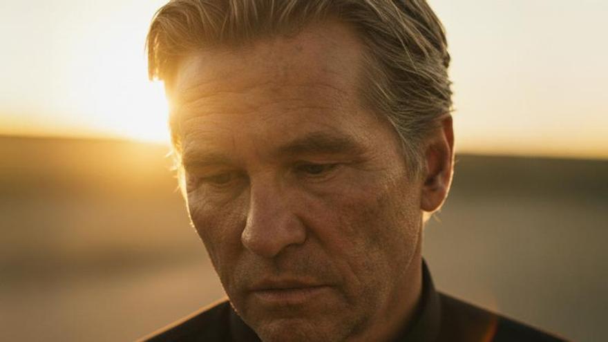 Les noves imatges de Val Kilmer ‘ressuscitat’ amb IA desfermen la polèmica a Hollywood: és ètic que els actors morts continuïn treballant?