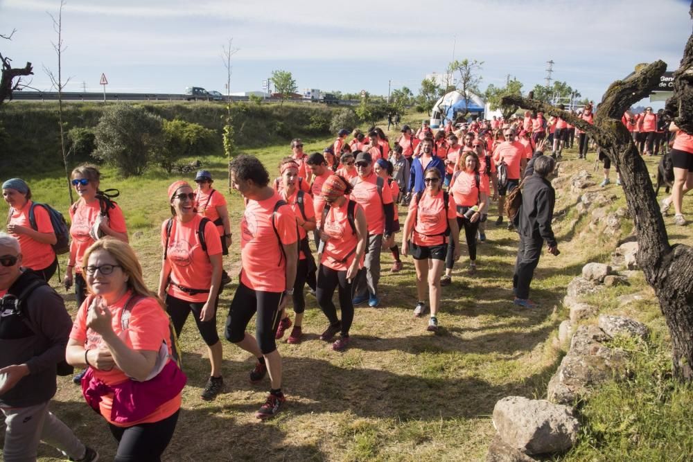 Més de dues mil persones participen a la caminada