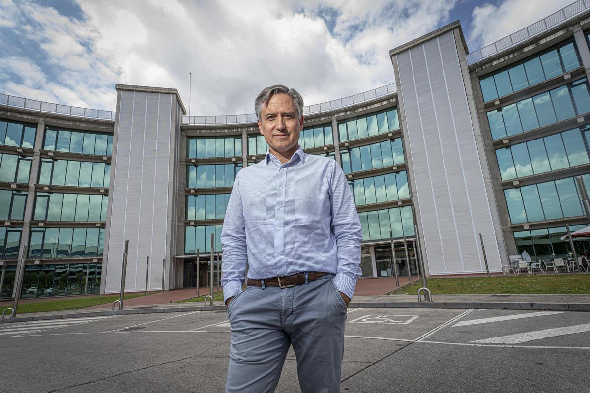 El Presidente de ISS España, Javier Urbiola, en la sede de ISS en Sant Cugat del Vallès (Barcelona) - Archivo