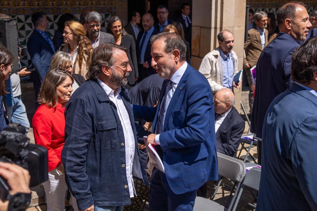 Acto de firma del Pacte Nacional per la Llengua