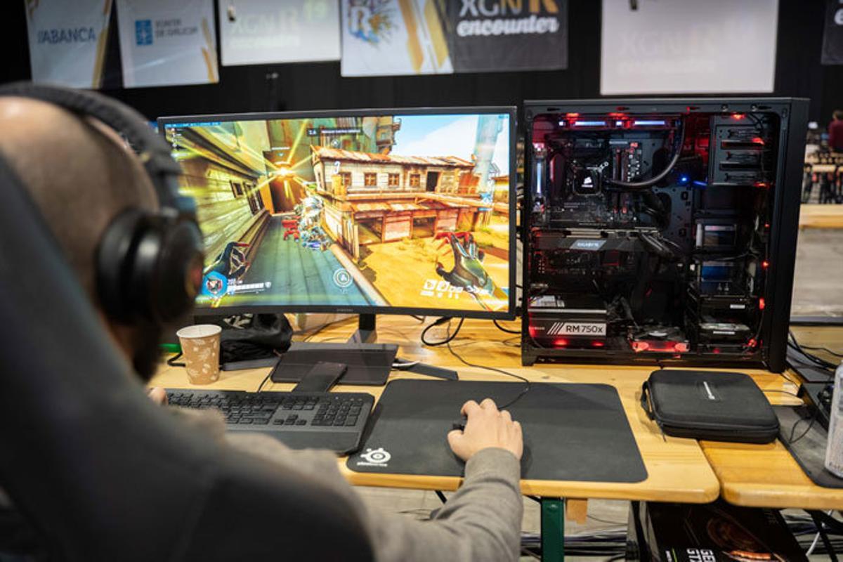 Arranca a edición virtual da XGN R Encounter cargada de competicións, conferencias, música e humor