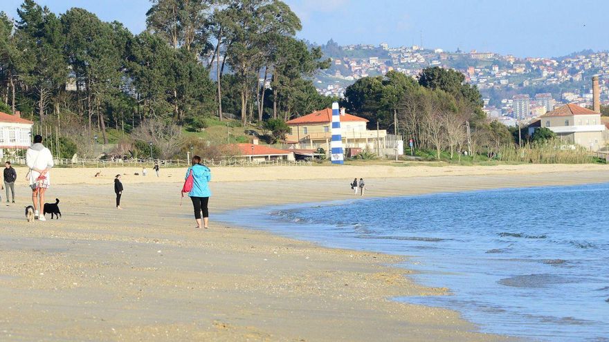 La renuncia de Cangas a las banderas azules continuará mientras gobierne el tripartito