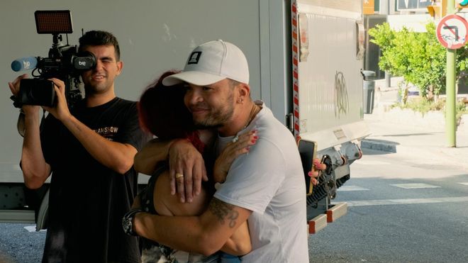 Así ha sido el desahucio suspendido en las infraviviendas de Joan Miró