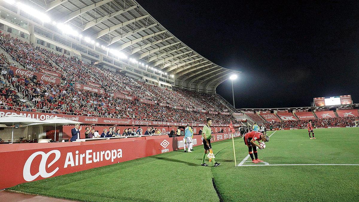 Es ist lange her, dass die Tribünen im Visit Mallorca Estadi voll waren.