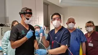 La técnica pionera del HUCA para eliminar un tumor maligno en los bronquios que ha sido reconocida por una prestigiosa revista científica