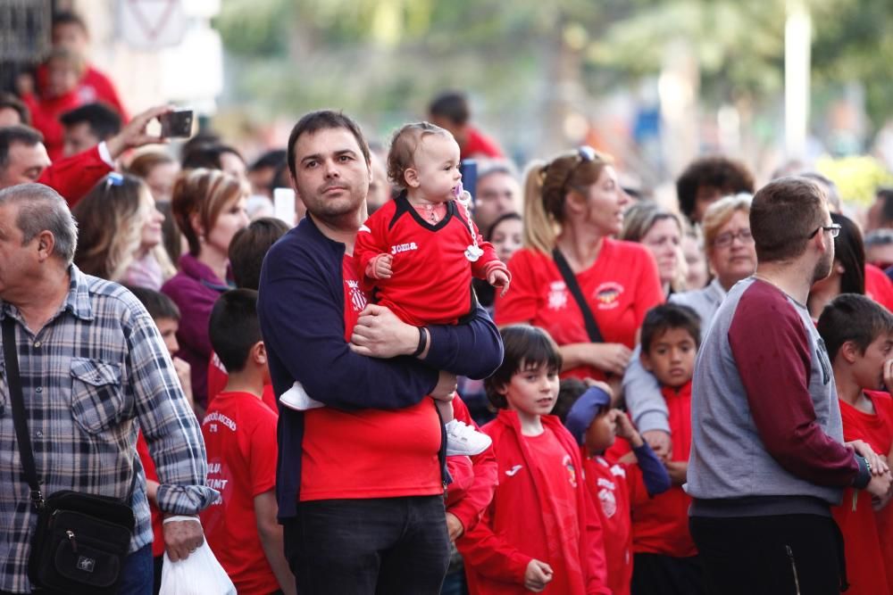 El Atlético Saguntino celebra el título de campeón por todo lo alto