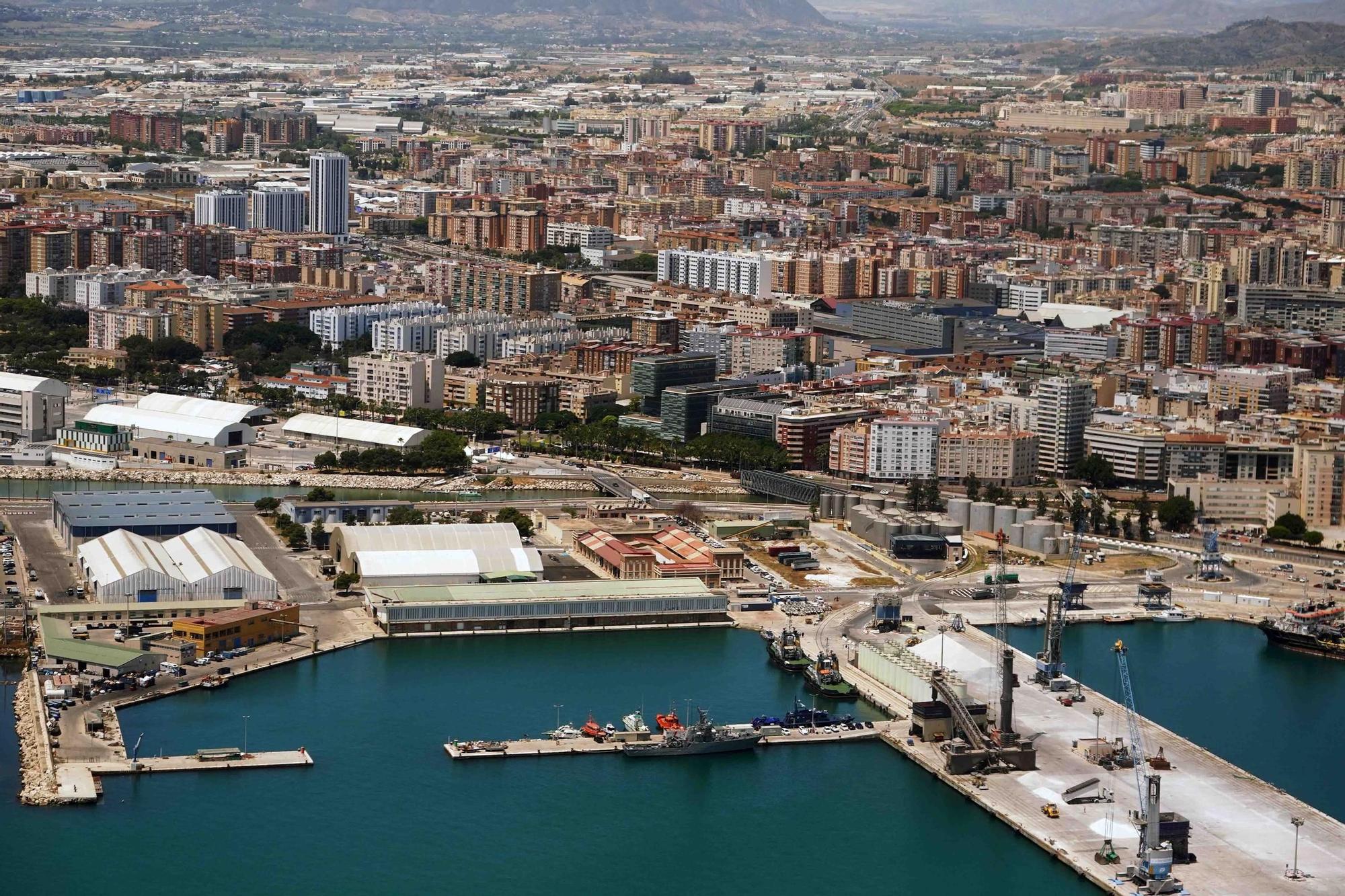 Panorámica de Málaga y su puerto