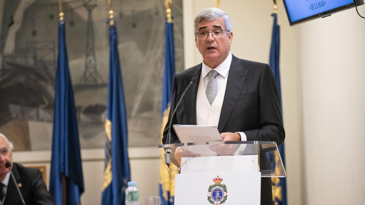Adolfo Utor, presidente de Baleària en su discurso de ingreso en la Real Academia de la Mar