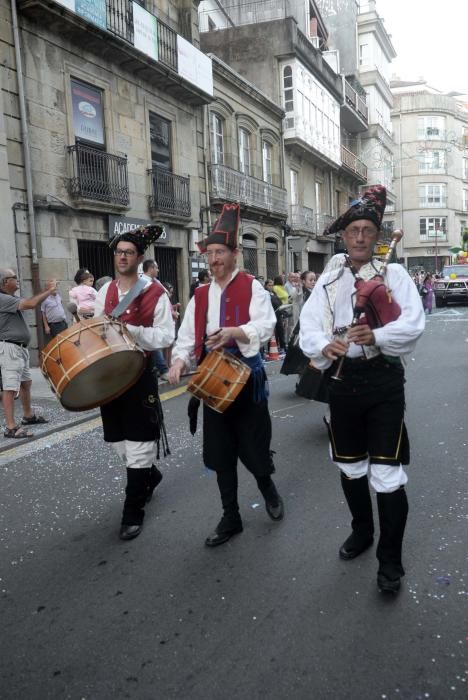 El Concello da un impulso al desfile de carrozas con más composiciones y una mejoría estética