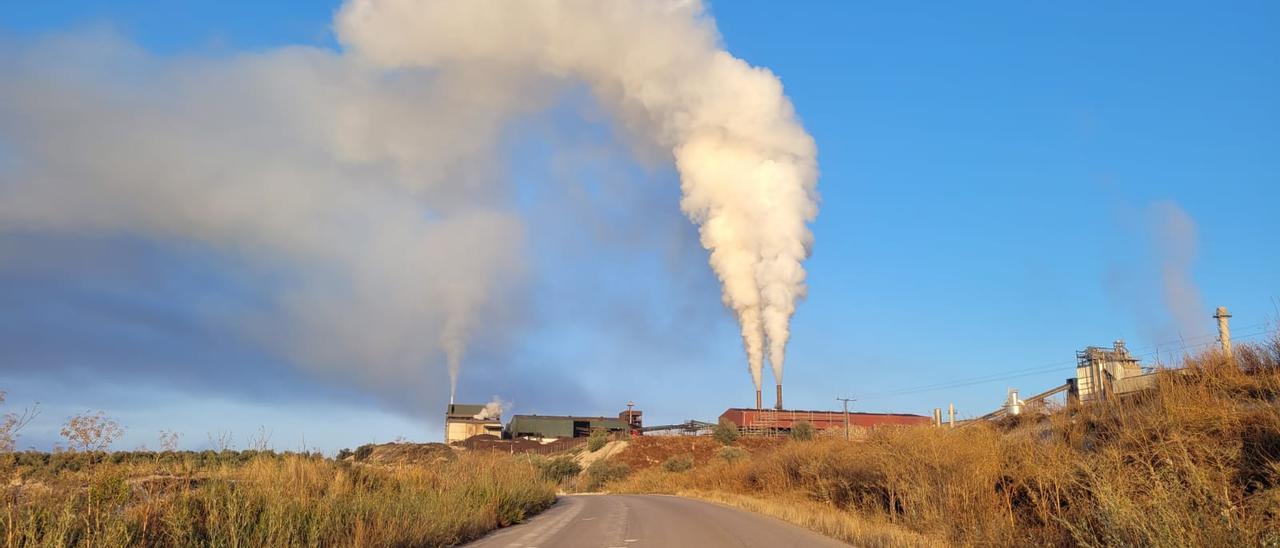 Emisiones de humo y &quot;malos olores&quot; en Lucena.