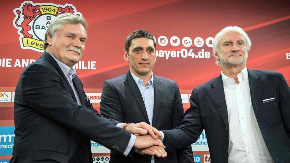 El Leverkusen presentó a su nuevo entrenador