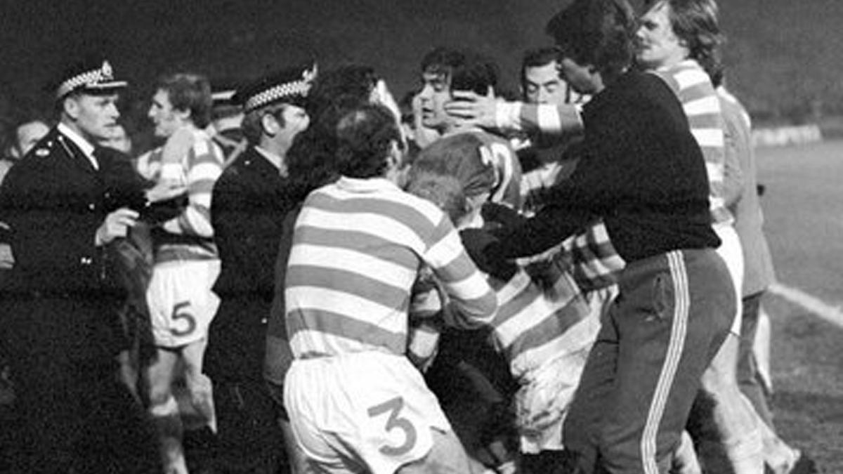 Un momento de la tangana que se produjo después del partido entre el Celtic y el Atlético en la ida de la Copa de Europa de 1974.