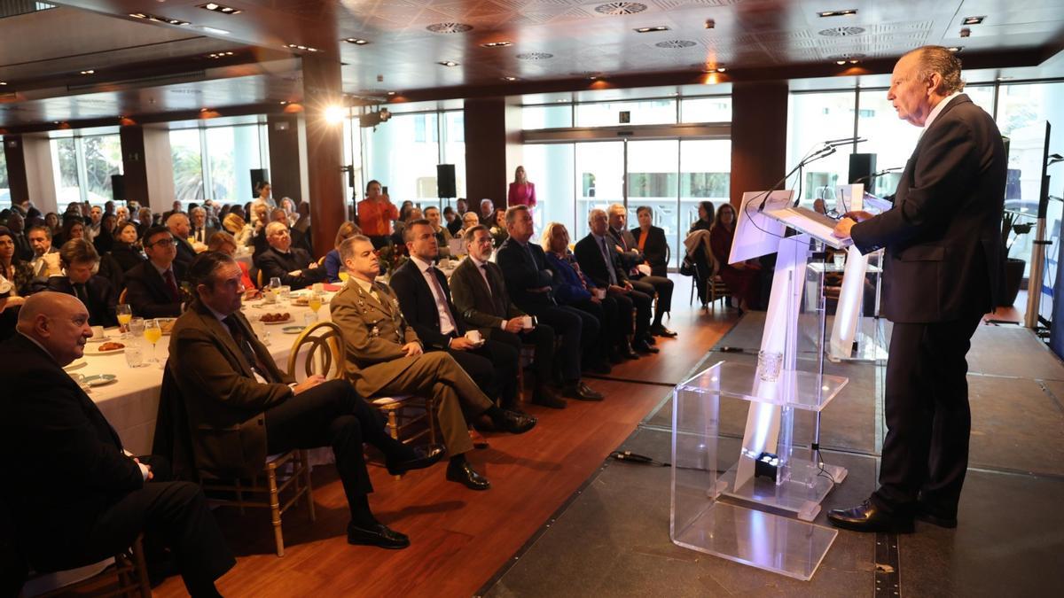 José Vicente Morata se dirige a los asistentes al foro, celebrado este miércoles en el Hotel Las Arenas.