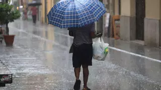 Temporal de lluvia y granizo en Valencia: la tormenta deja sus primeros efectos