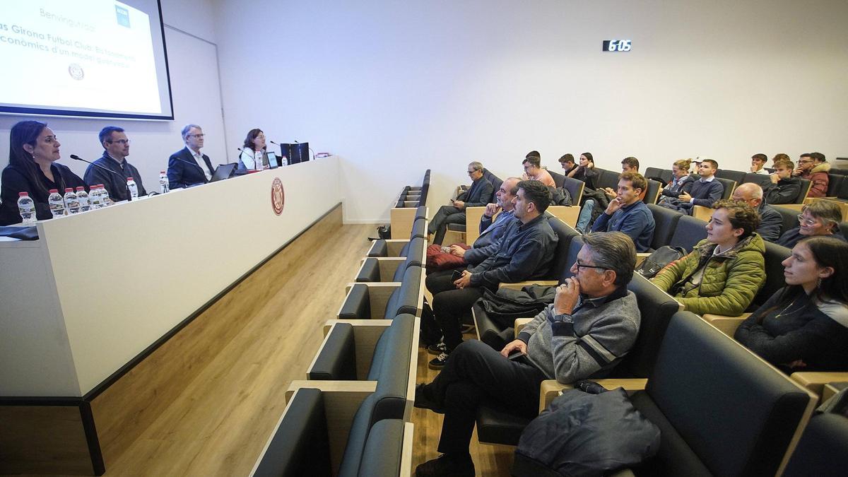 Les fotos de la presentació de l'estudi 'La revolució digital de l’esport: el cas del Girona FC'