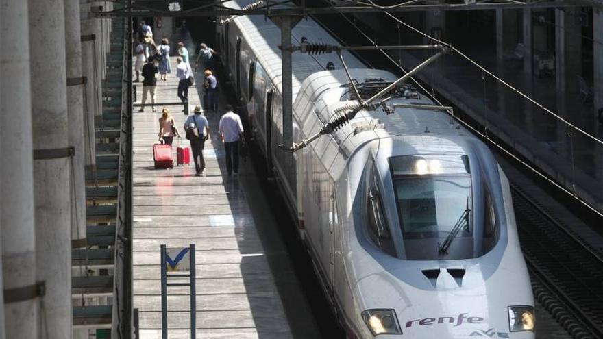El PP afirma que el AVE enlazará Córdoba y Granada a final de año