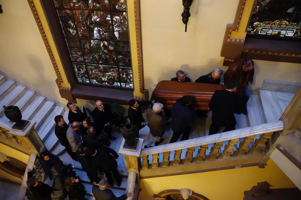 Capilla ardiente de Eugenio Chicano en el Ayuntamiento de Málaga.