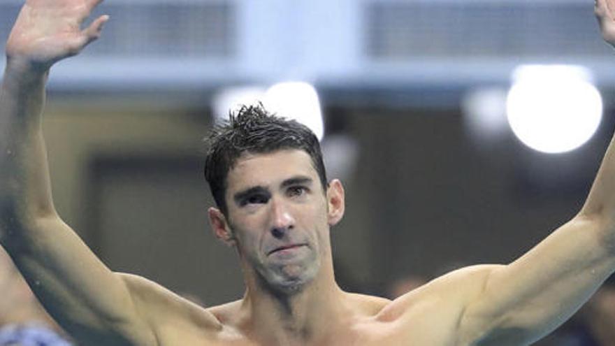 Phelps posa punt i final a la seva carrera olímpica amb un nou or