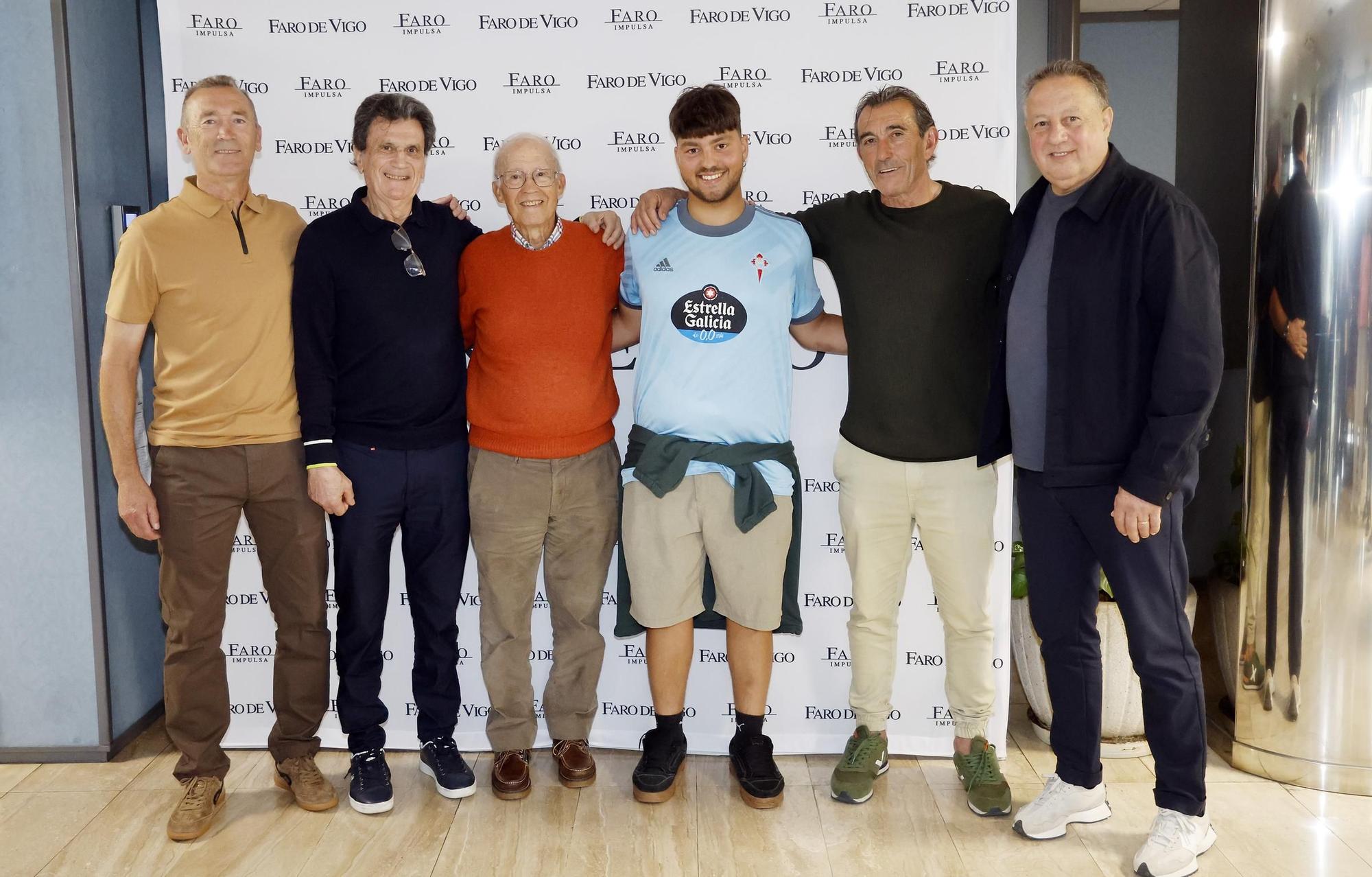 Encuentro de exjugadores y capitanes del Celta con suscriptores de FARO