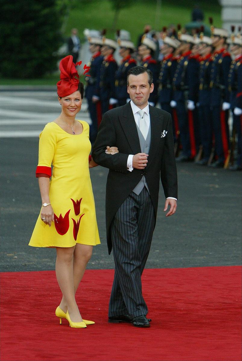 Marta Luisa de Noruega y Ari Behn, en la boda de Letizia y Felipe hace 19 años