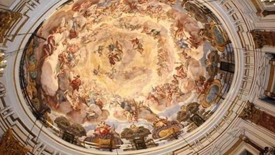Los frescos de Palomino de la cúpula de la Basílica.