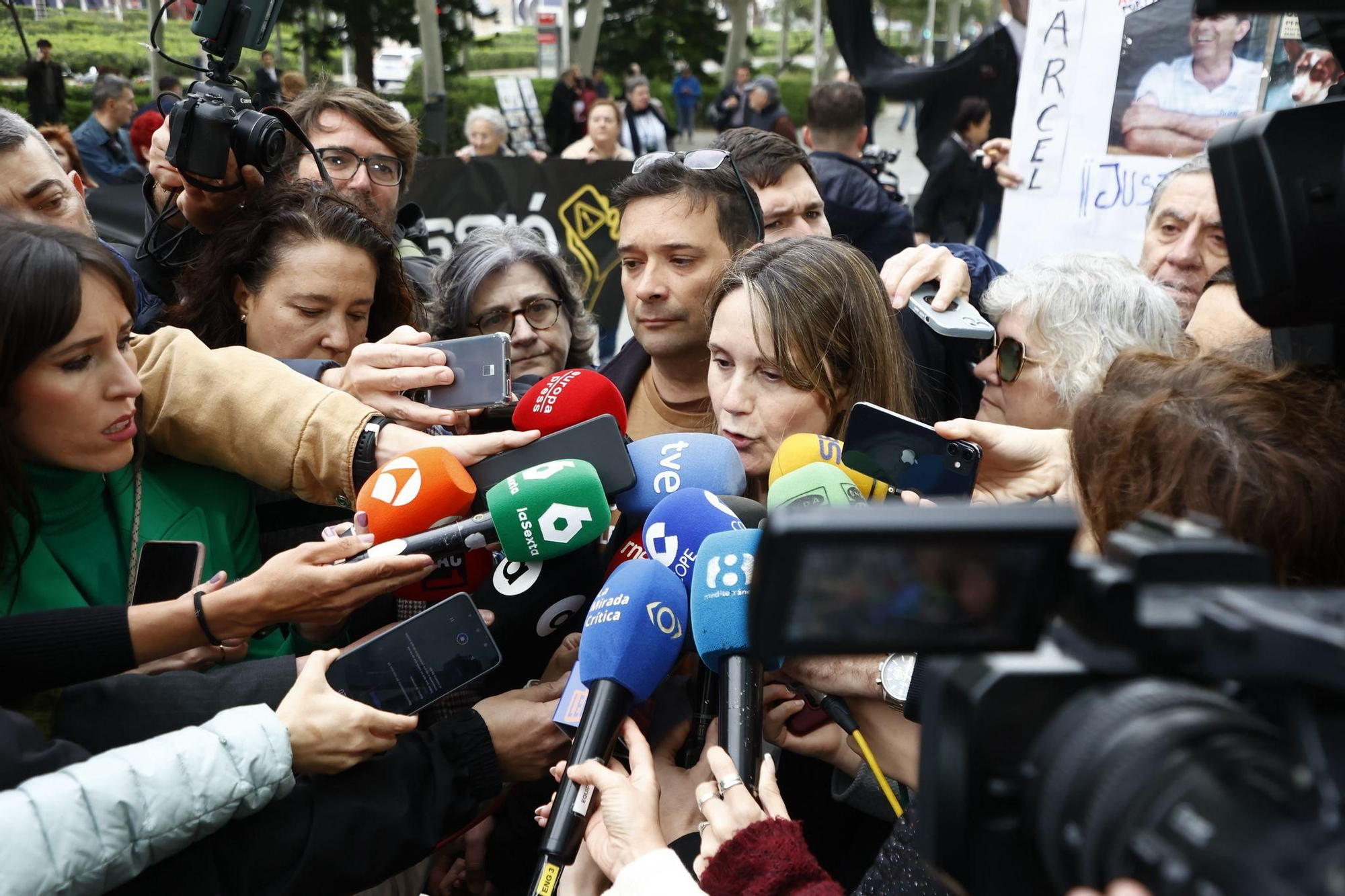 La llegada de la exconsellera Pradas y Argüeso para declarar como imputados por la gestión de la dana