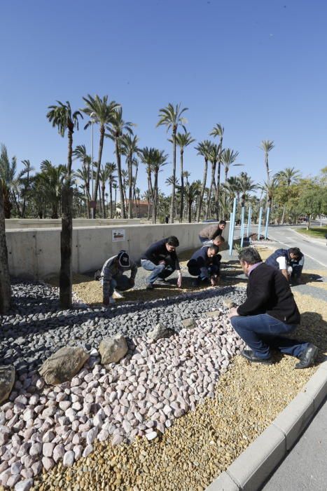 Los alumnos de Tamarit inauguran un jardín