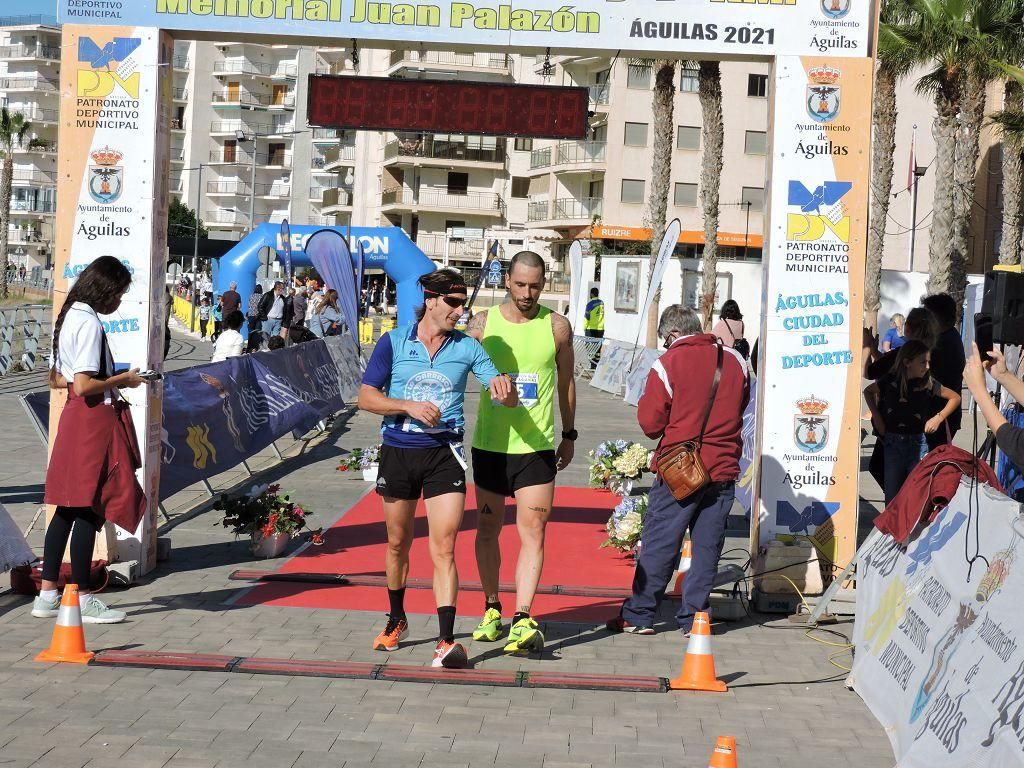 Estos todas las imágenes de la Media Maratón de Águilas