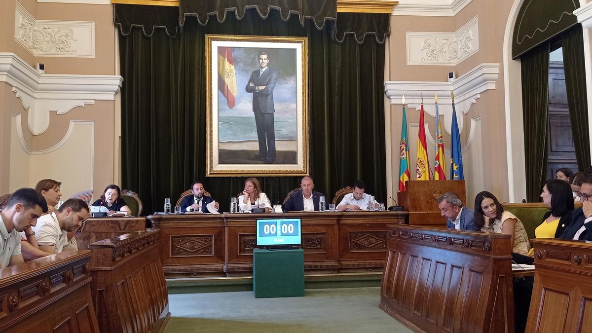 Contracrónica: Una sesión del pleno de Castelló muy tensa y a punto de saltar por los aires