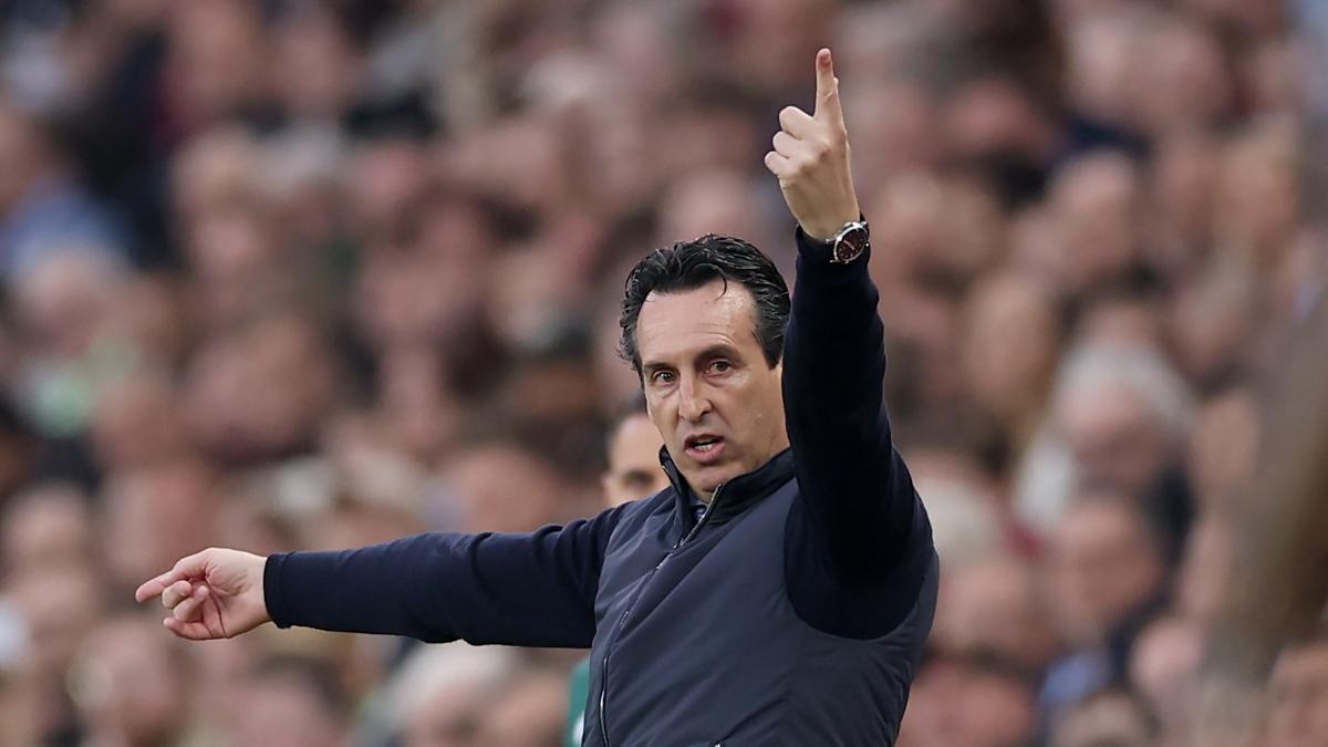Unai Emery, durante un partido con el Aston Villa