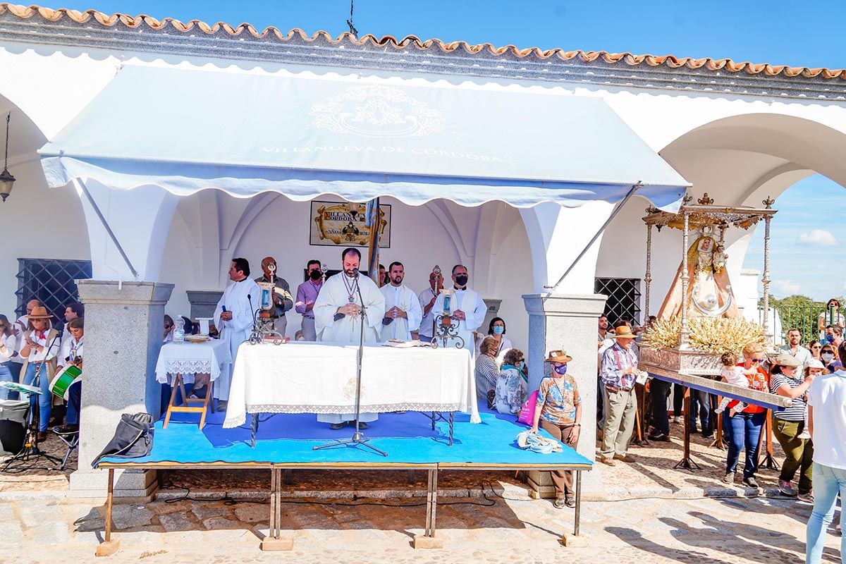 Villanueva de Córdoba acompaña a la Virgen de Luna a La Jara