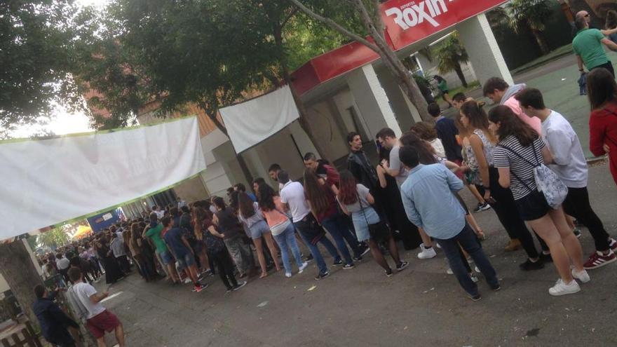 Colas a la entrada de la exposición dedicada a Harry Potter