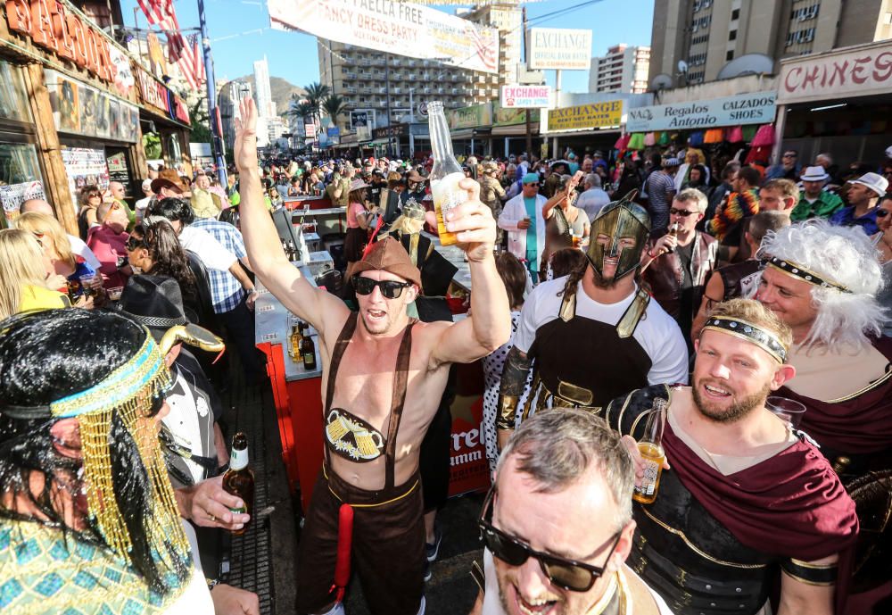 «Fancy Dress Party» en Benidorm