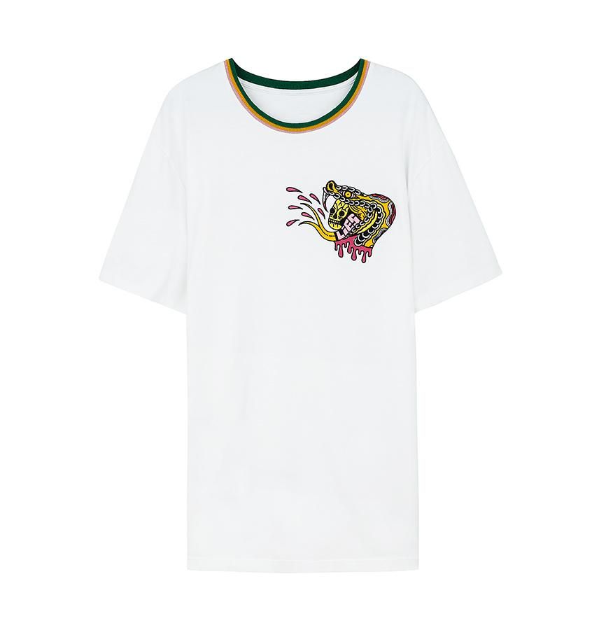 Camiseta blanca imprescindible de Fedex x Bershka