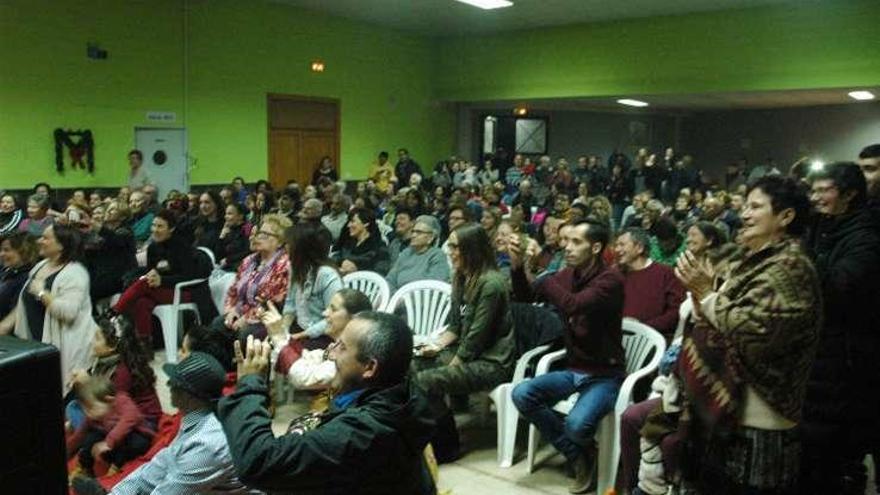 Gala en Venialbo en favor de Cáritas