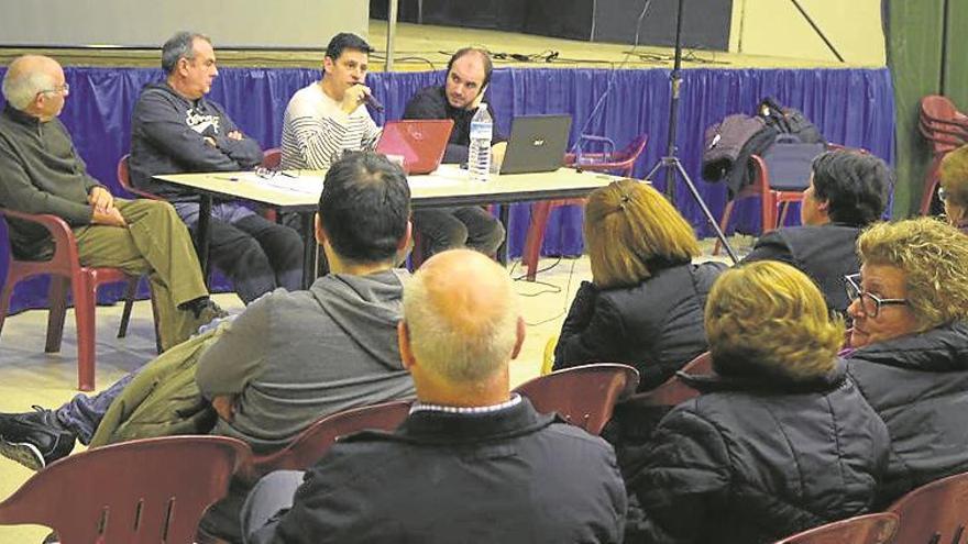 la jana presenta a los vecinos el presupuesto