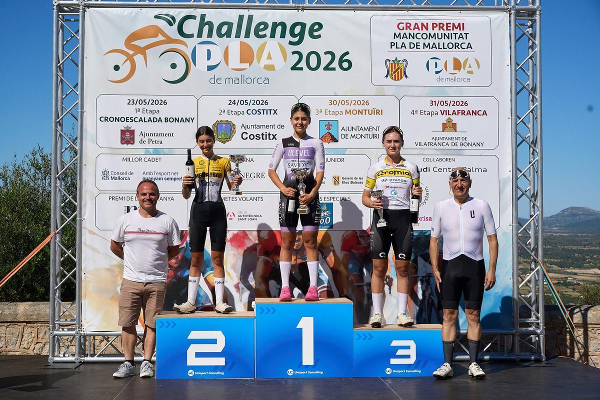 Podio femenino en Costitx.