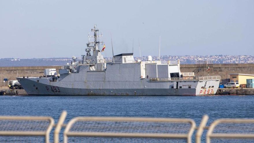 Urlauberin vergewaltigt: Mutmaßlicher Täter flieht auf NATO-Kriegsschiff und entgeht Festnahme