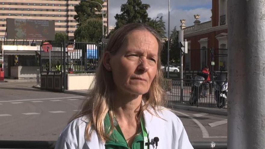 Los españoles confinados en el Gómez Ulla no tienen contacto unos con otros y hablan telemáticamente con sus familias