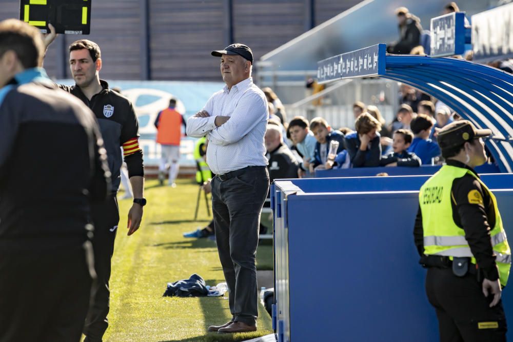 El Langreo prende la mecha del Atlético Baleares